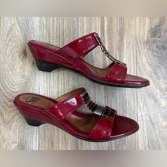 Sofft Anita Red Patent Leather Wedge Sandals size 7M EUC - Picture 3 of 6